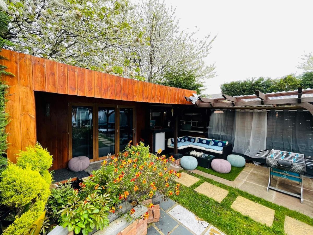 Tropical Style House Near Newcastle City Centre Екстериор снимка